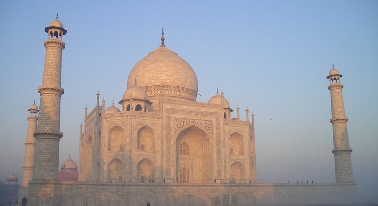 Visite du Taj Mahal au lever du soleil depuis Delhi avec un guide local Inde &mdash; #5