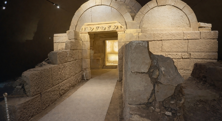 De Veliko Tarnovo: Visita ao túmulo de Sveshtari e à fortaleza de Abritus Bulgária &mdash; #2