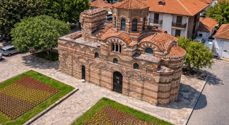 from-veliko-tarnovo-unesco-nessebar-old-town-pomorie-tomb-en-3