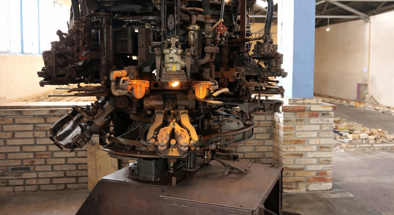 Desde Veliko Tarnovo: Visita al submarino soviético y al Museo del Vidrio Bulgaria &mdash; #7