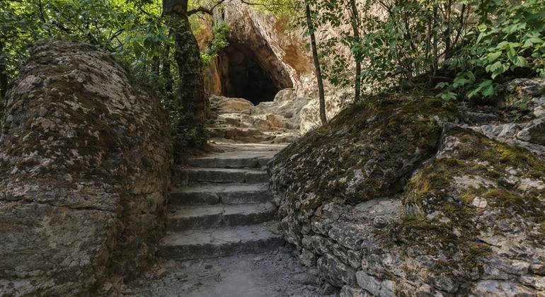 from-veliko-tarnovo-the-capitals-of-the-first-bulgarian-empire-en-8