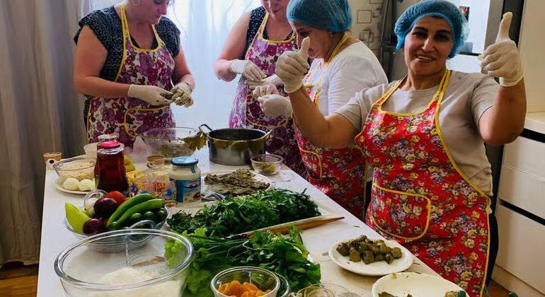 Aula de culinária em Baku: Aprenda a cozinha do Azerbaijão com um chef local Organizado por Galandar Mustafayev