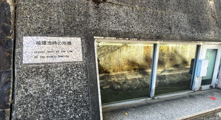 walking-free-tour-atomic-bomb-hypocentre-park-nagasaki-peace-park-es-2
