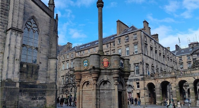 The Essential Edinburgh Free Tour: Perfect for First Time Visitors Provided by Clan Baillie