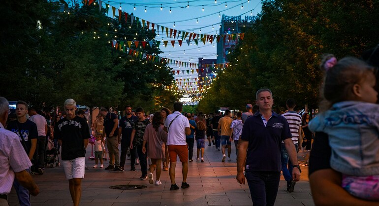 Prishtina Nachtleben Kostenlose Tour Bereitgestellt von IMI