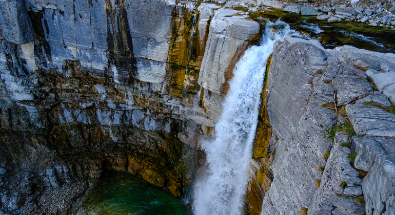 Kutaisi: Cañones y cascadas con comida local Georgia &mdash; #8