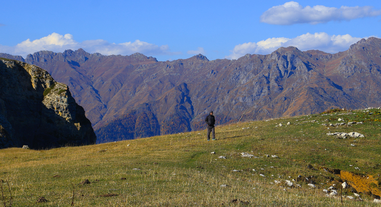 Kutaisi: Askhi Mountain Car Tour con impresionantes vistas y picnic Georgia &mdash; #4