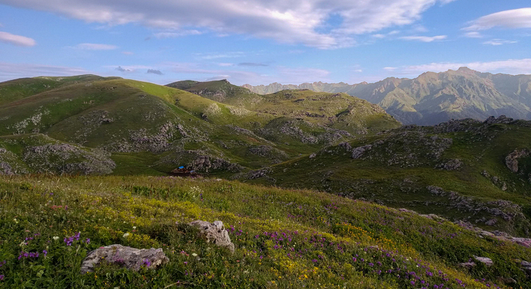 Kutaisi: Askhi Mountain Car Tour con impresionantes vistas y picnic Georgia &mdash; #13