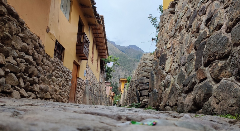 Free Tour of Ollantaytambo: Peru's Living Inca City Provided by Gary