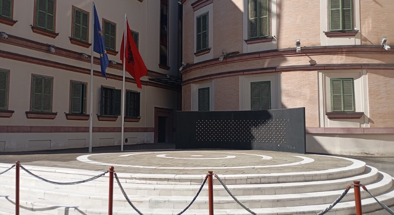 Descubra las joyas ocultas de Tirana a través de un recorrido gratuito a pie Albania &mdash; #8