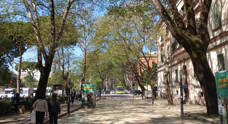 Descubra las joyas ocultas de Tirana a través de un recorrido gratuito a pie Albania &mdash; #9