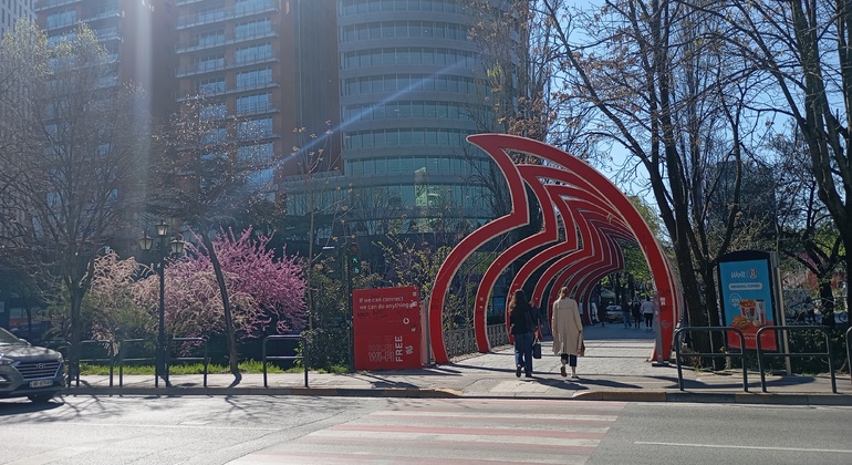 Descubra las joyas ocultas de Tirana a través de un recorrido gratuito a pie Albania &mdash; #17