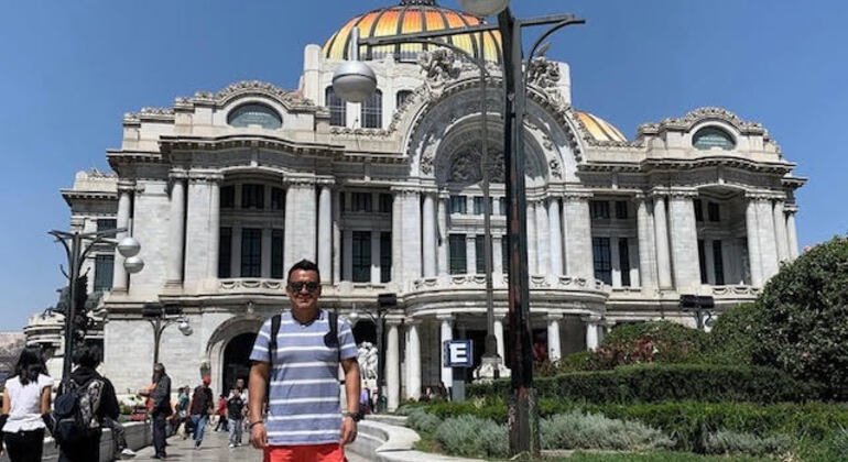 Free Tour en el Centro Histórico de la Ciudad de México Operado por ELISEO