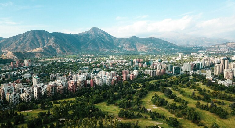 Free Tour Santiago Colonial & Modern Santiago , Chile