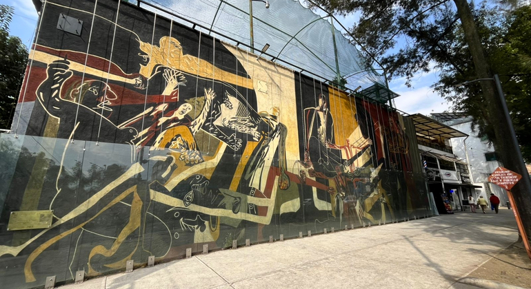 CDMX Verborgene Juwelen Tour: Schwimmende Bibliothek, geheime Wandmalereien & Pulque Mexiko &mdash; #4