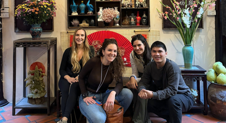 Hanoi Food Free Tour: Eat Like a Local Provided by TRAN THIEN the local guide