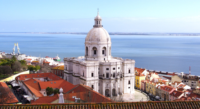 Tour gratuito dell'Alfama: Fado, strade e storie della vecchia Lisbona Portogallo &mdash; #6