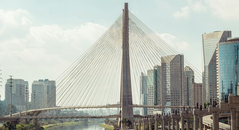 Free Tour of Liberdade: History, Culture & Japanese Gastronomy