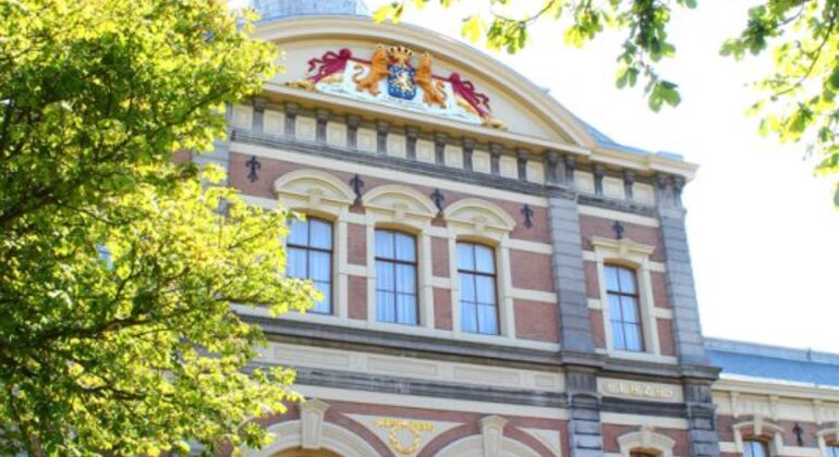 walking-tour-in-the-hague-what-has-the-hague-to-offer-lets-explore-en-8