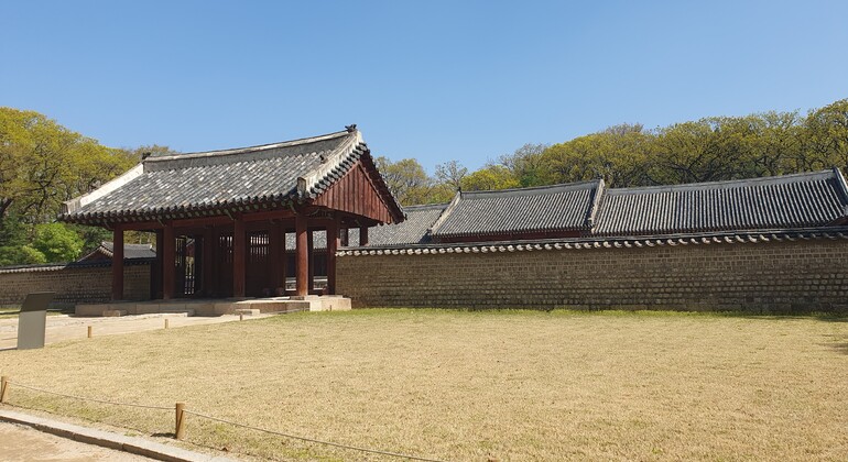 Kostenlose Besichtigung des Jongmyo-Schreins: UNESCO-Erbe und die Seele Koreas Südkorea &mdash; #4