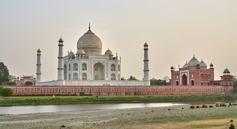 Agra: Visita guiada sin colas al Taj Mahal Entrada rápida India &mdash; #3