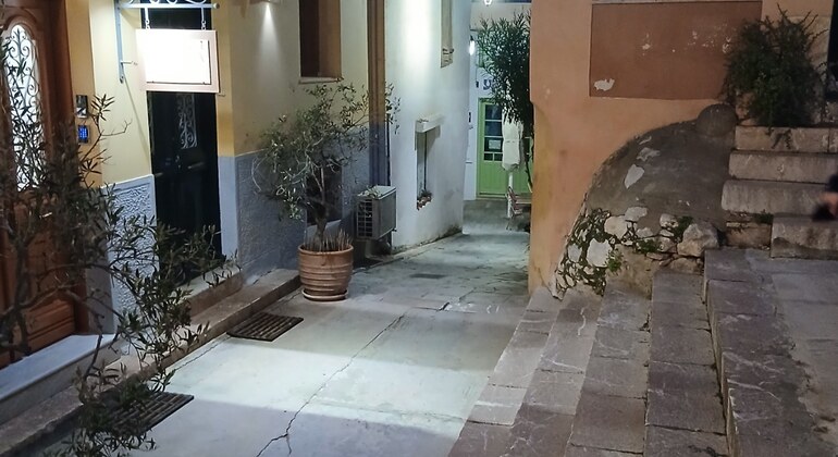 nafplio-sunset-walk-sea-views-hidden-spots-local-stories-es-3