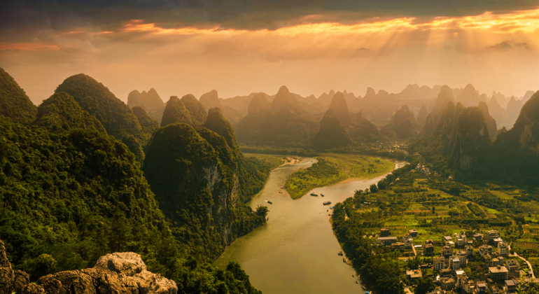 9-days-ethnic-culture-scenic-discovery-tour-guizhou-yunnan-1-en-2