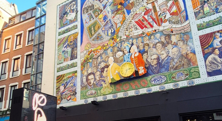 Geheimnisse von Soho Tour: Verborgene Geschichten, Legenden und ikonische Straßen England &mdash; #14