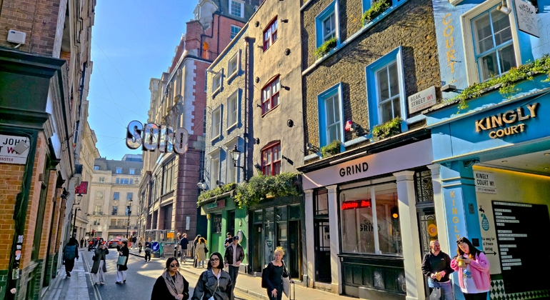 Geheimnisse von Soho Tour: Verborgene Geschichten, Legenden und ikonische Straßen England &mdash; #22