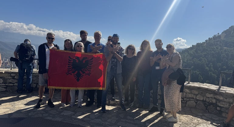Tour a piedi gratuito del Castello di Berat 