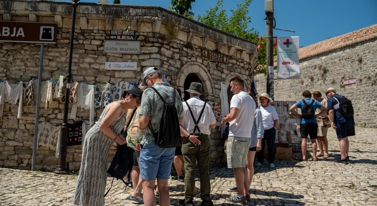 Visite à pied gratuite du château de Berat  Albanie &mdash; #7