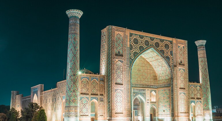 Zeitreise nach Samarkand: Handwerk & Architektur Tour