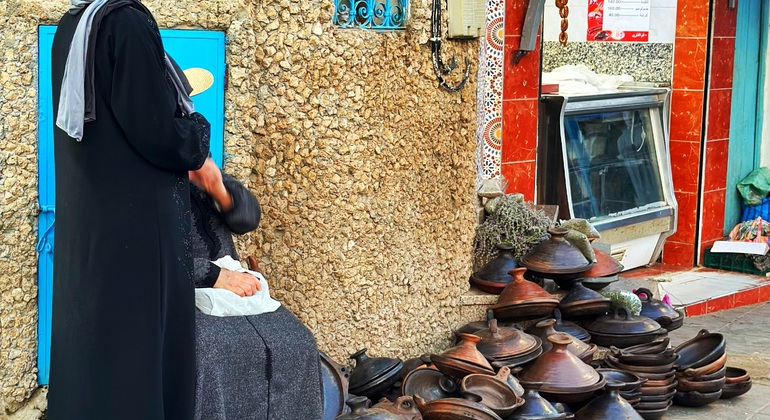 The Hidden Xauen Free Tour : Spanish Architecture & Local Market Morocco &mdash; #14