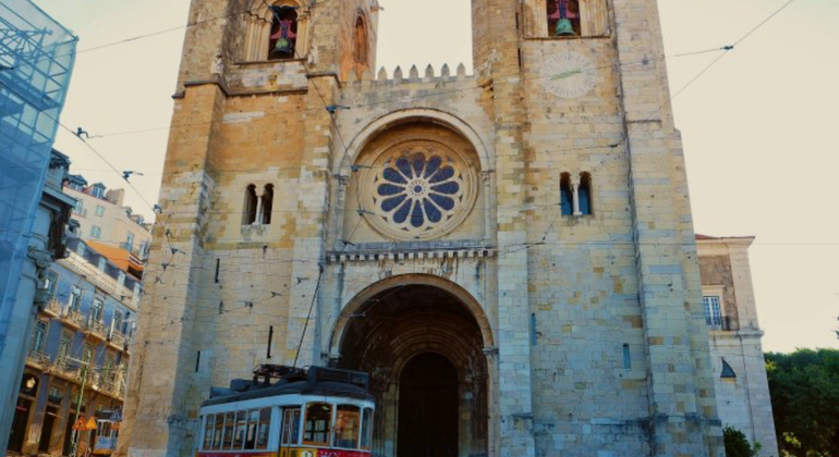 Free Tour de Alfama y Ciudad Vieja Portugal &mdash; #2