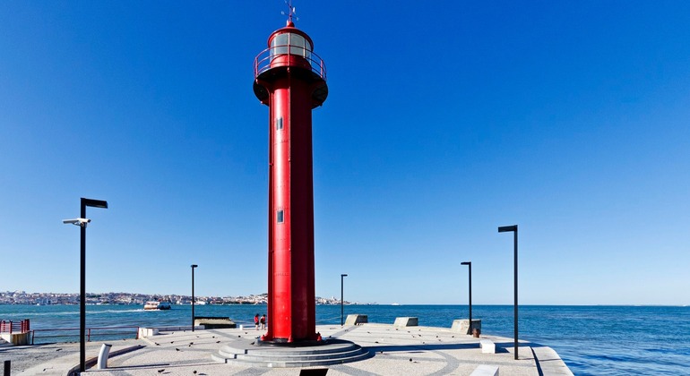 visit-lisbon-south-bay-with-a-local-free-walking-tour-and-ferry-ride-es-2