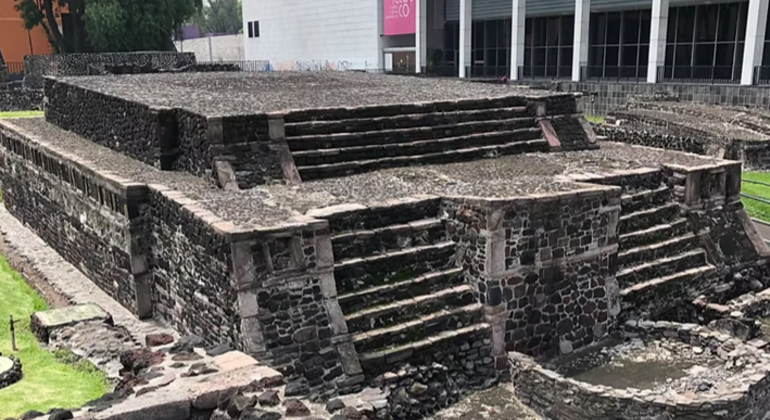 Tlatelolco, El Chopo, Santa María La Ribera e visita guidata alla casa di Thalia Messico &mdash; #7