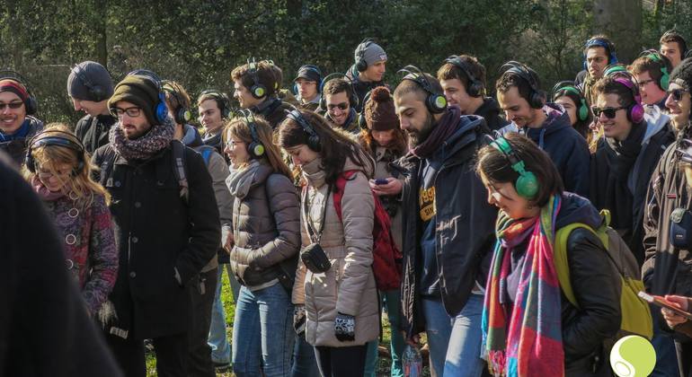 Bruges: visita guiada com auscultadores para ver em silêncio Organizado por silent.seeing