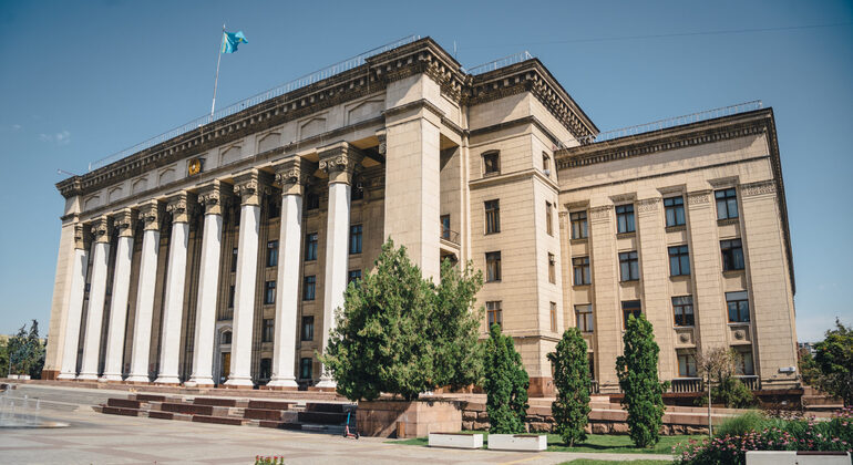 Visite à pied gratuite d'Almaty en soirée : Lumières de la ville et vie locale Kazakhstan &mdash; #2