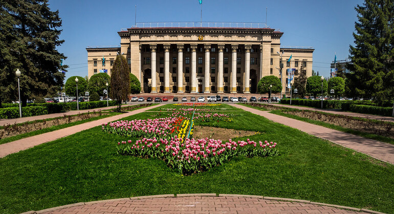 Visite à pied gratuite d'Almaty en soirée : Lumières de la ville et vie locale Kazakhstan &mdash; #3