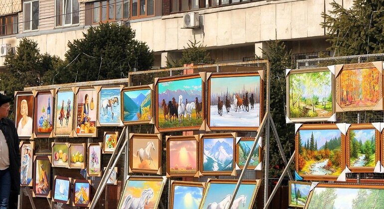 Visite à pied gratuite d'Almaty en soirée : Lumières de la ville et vie locale Kazakhstan &mdash; #4