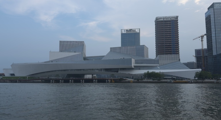 Eat Like A Local: Old Guangzhou Food, Local Market & River Ferry China &mdash; #6