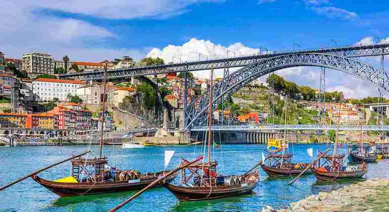 Free Tour por la Ribeira de Oporto Operado por Paseando por Europa S.L