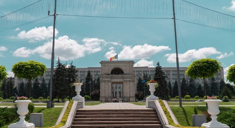 Free Walking Tour in Chisinau Provided by Dmitri Vetiu