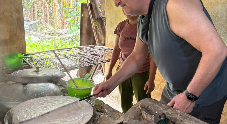 Excursão gratuita a Hoi An: Pedale pelo campo, conheça os habitantes locais e faça arte artesanal Vietname &mdash; #3