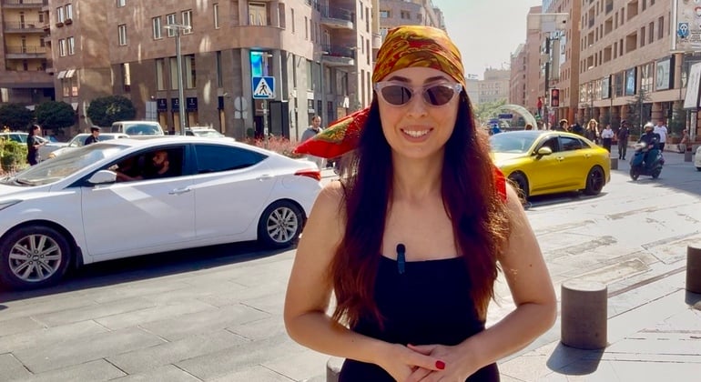 Visite à pied gratuite d'Erevan : L'histoire, les cours et le goût du gata Fournie par Lusine Papikyan