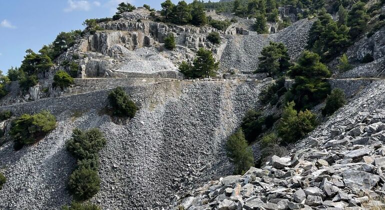 Hidden Trails of Penteli Mountain Greece &mdash; #8