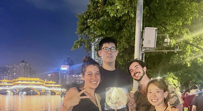 Fantastische kulinarische Tour in Chengdu: Unbekannte Ecken, lokale Spezialitäten & Radfahren Bereitgestellt von Fantastic Food Tour in Chengdu: Unknown Areas, Local Food & Cycling