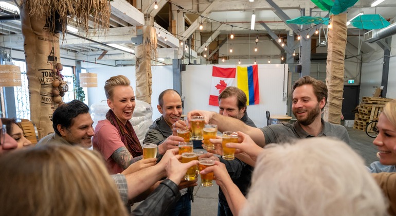 Street Art & Craft Beer Walking Tour Vancouver Kanada &mdash; #7
