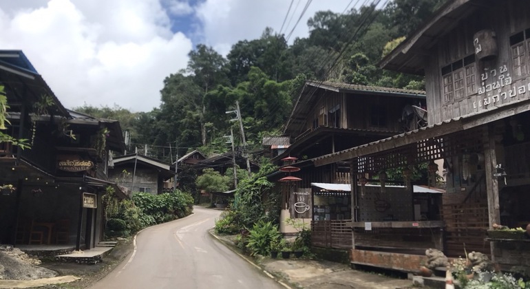 Excursión ecocultural de un día al pueblo de Mae Kampong