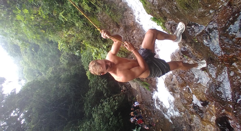 free-tour-juayua-waterfalls-en-4